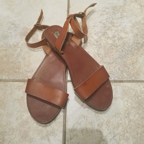 flats with wrap around ankle